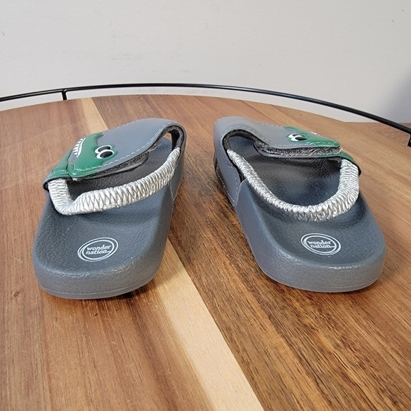 Wonder Nation Alligator Sandals Slide style with elastic back strap Size 5 - Picture 6 of 14